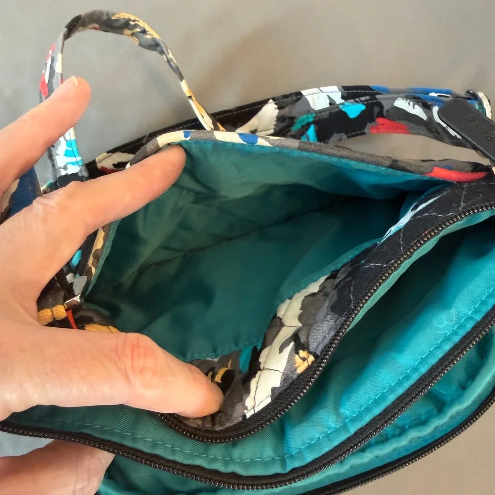 Vera Bradley Painted Feathers Quilted Cotton Crossbody Bag Organizer‎ Wallet
